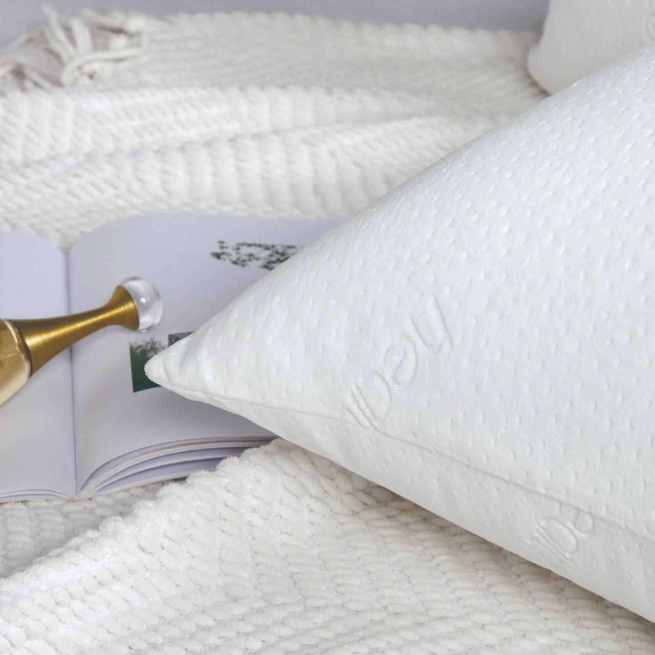 Premium 1400g Cotton Hotel Pillow with Waterproof Protector - Image 3